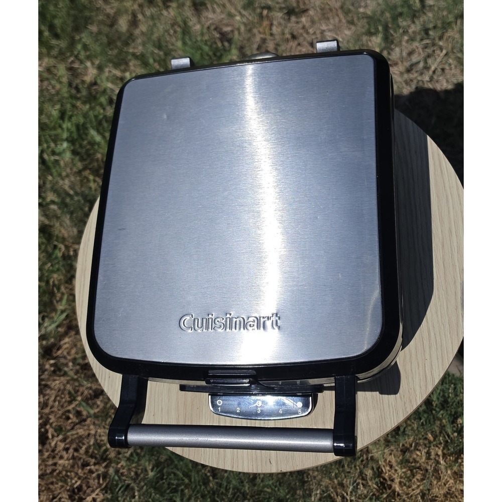 Cuisinart 4-Slice Belgian Waffle Maker Stainless Steel Non-Stick